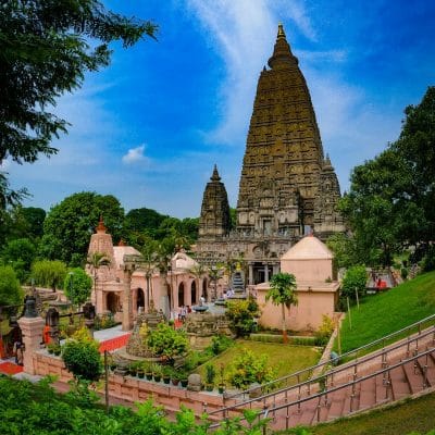 Dambadiva Tours